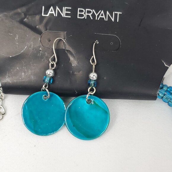 Lane Bryant Beautiful Blue Round Pendant Dyed Shell Design 2 Strand Necklace NWT - Picture 5 of 9